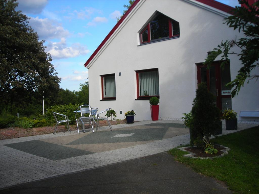Ferienwohnung Solrosen i Simrishamn Exterior foto